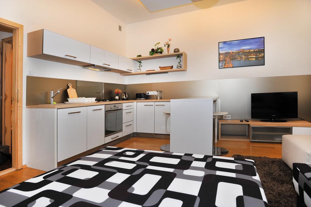 Apartment Near The Old Town Square Prague Bilik gambar