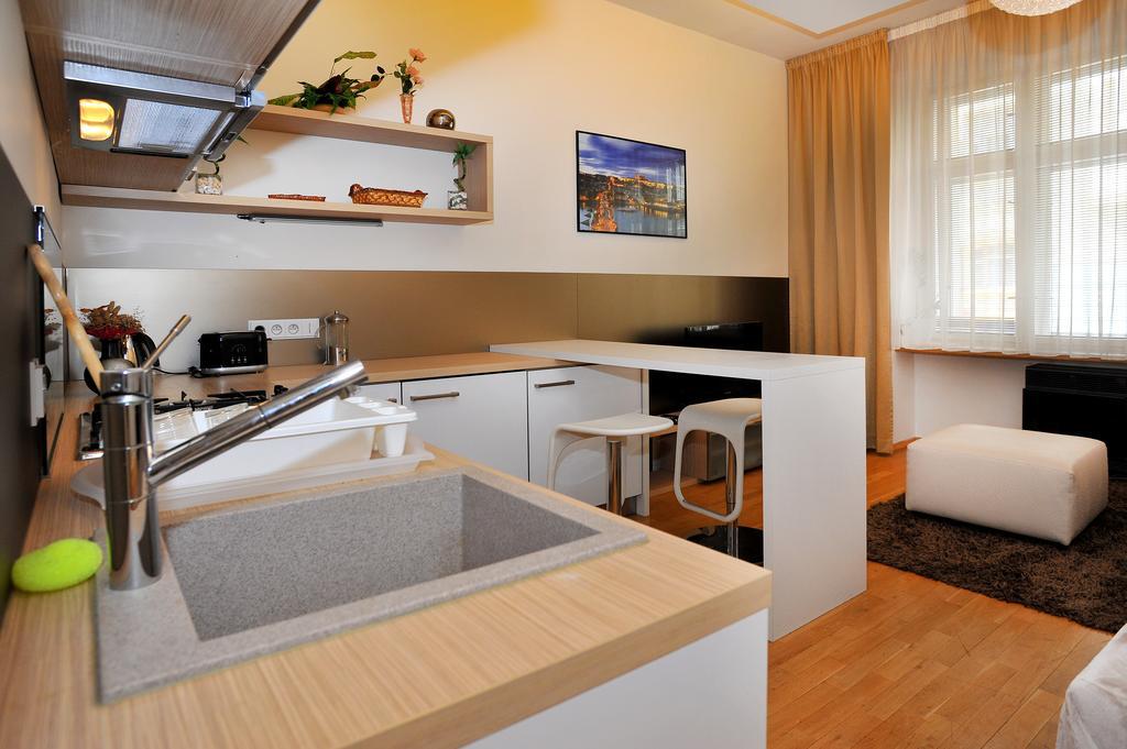 Apartment Near The Old Town Square Prague Bilik gambar